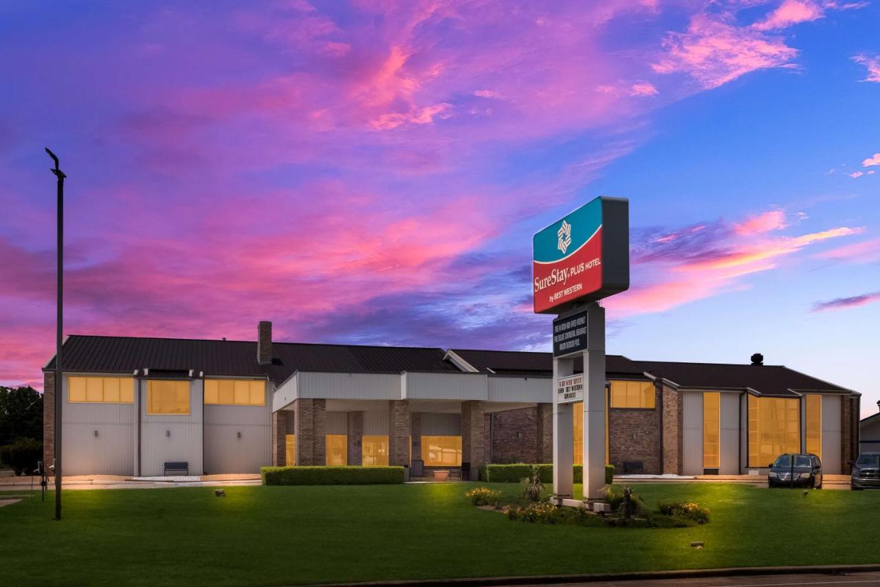 Surestay Plus Hotel By Best Western Гринвуд Экстерьер фото